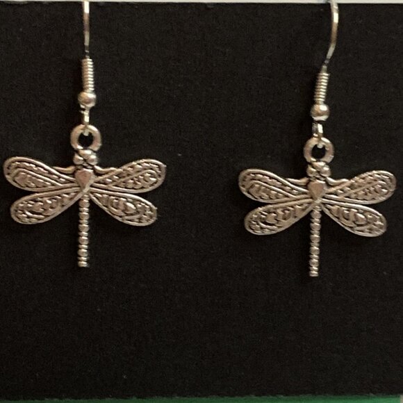 Dragonfly Earring, Insect Earring, Silly Earrings, Gift Idea, Celtic Earring - Picture 4 of 6